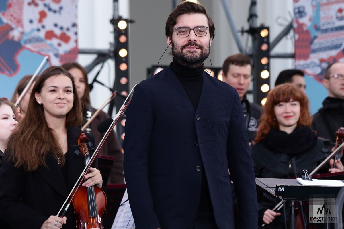   Дирижер Иван Рудин Василий Иванов © ИА REGNUM