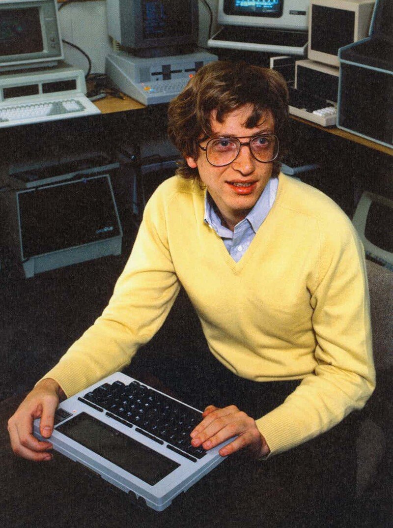 Бил геец. Билл Гейтс в молодости. Билл гейтсгейтс в молодости. Билл Гейтс молодой. Билла Гейтса в молодости.