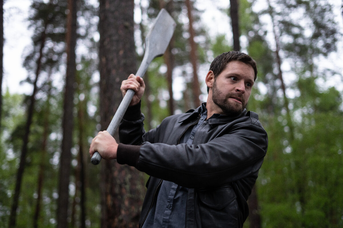 Фильм: «Идеальное убийство» (The Good Neighbor). Источник: https://www.kinopoisk.ru/picture/3867488/