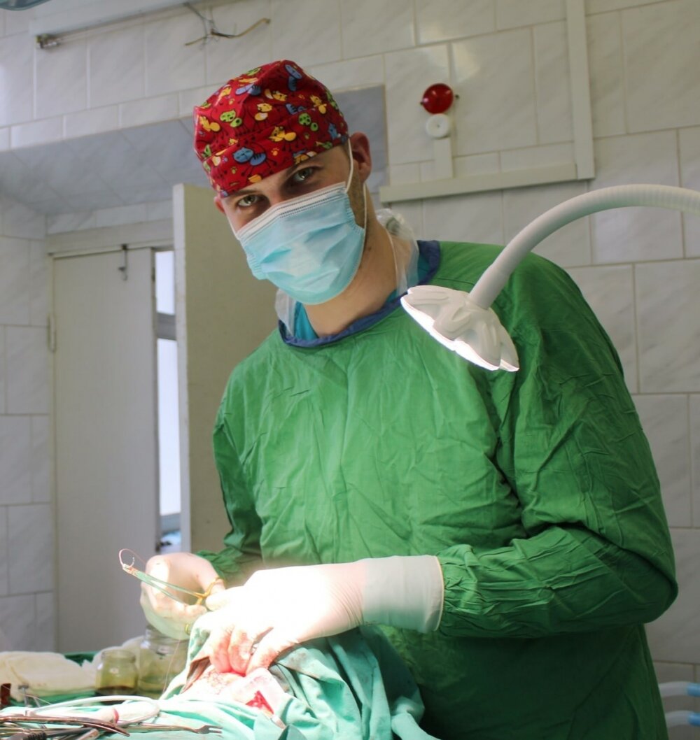    Хирург Артем Косов. Фото: Из личного архива