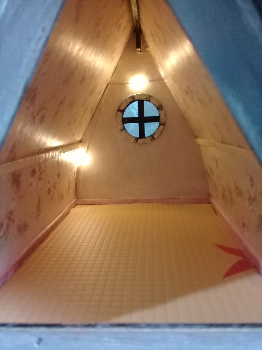 "Кафель" в ванной комнате из подложки под тарелку