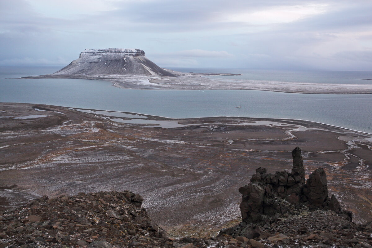 Крачковский иосиф евстафьевич художник фиалки из ниццы. Михаил беркос морской пейзаж. Турбоэлектроход балтика на кубе 1976. Крачковский иосиф евстафьевич ялта. Крачковский иосиф евстафьевич 1854.