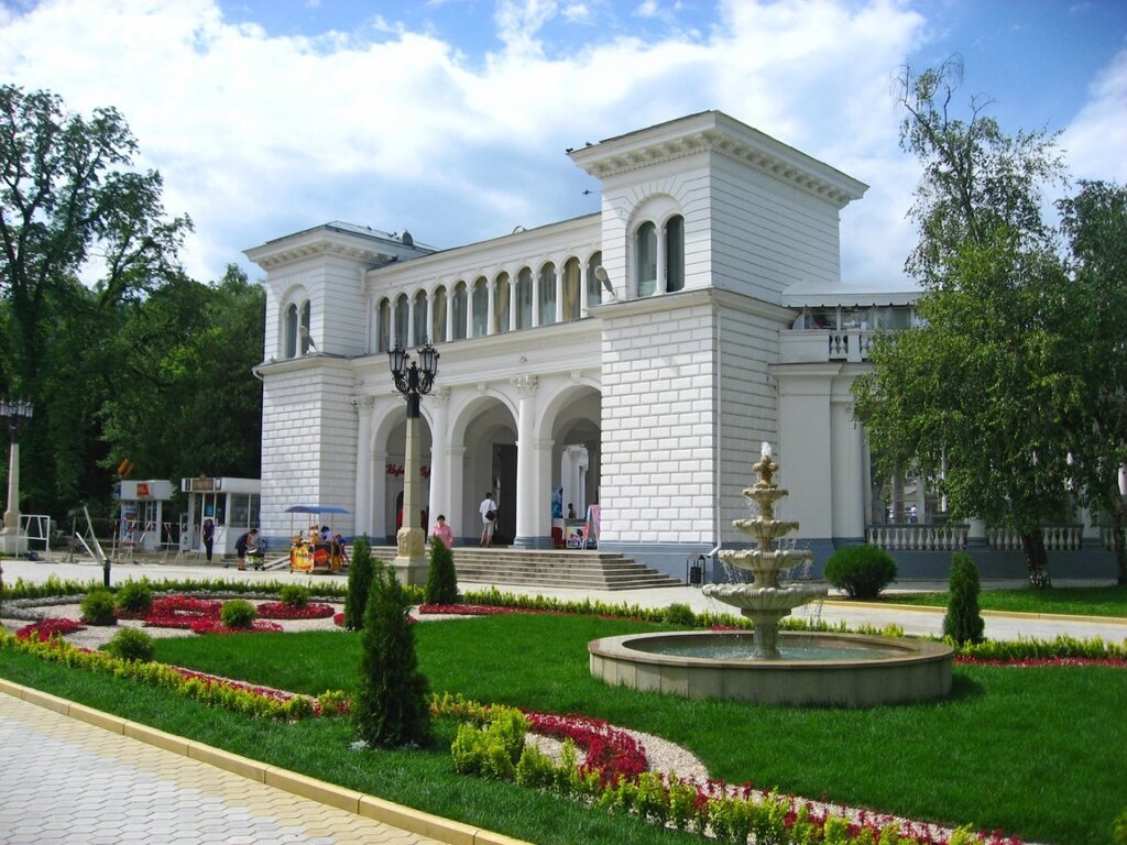 Фотогалерея Нижнего парка Кисловодска