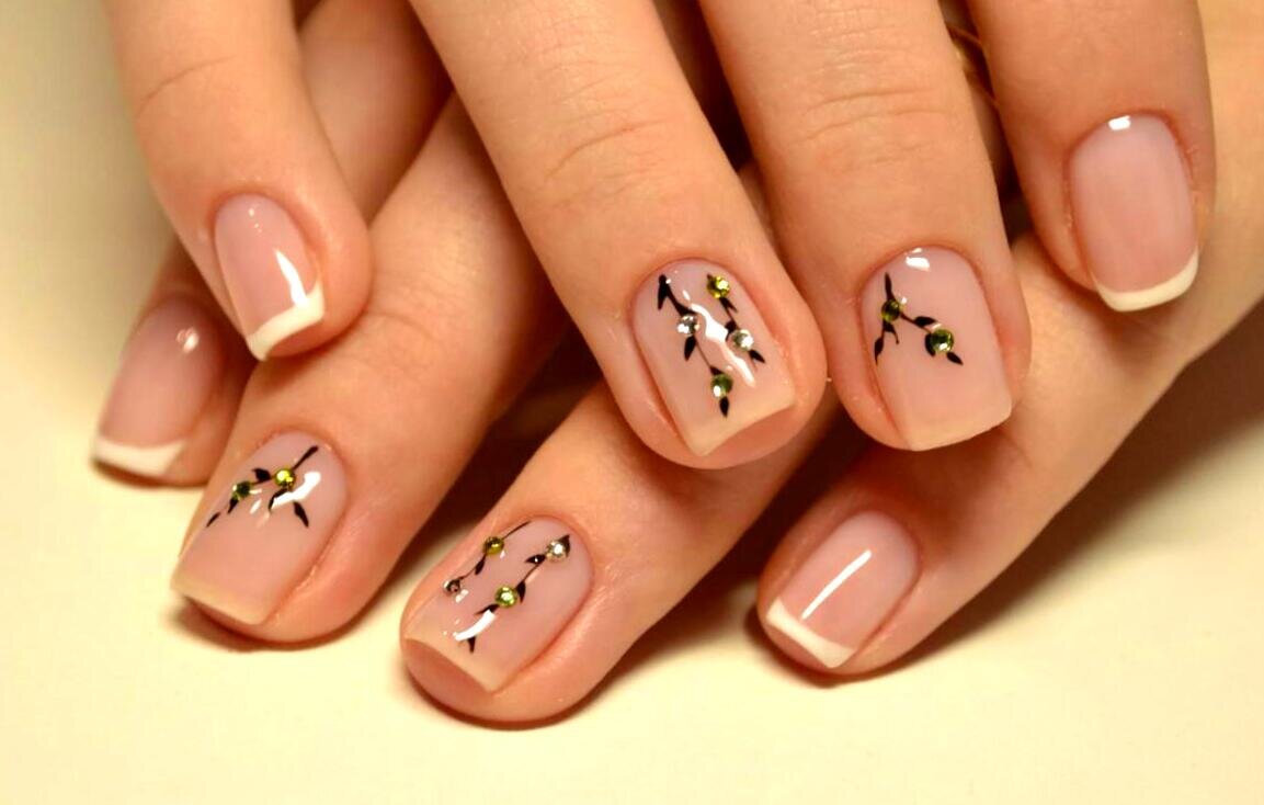 Маникюр на коротких ногтях