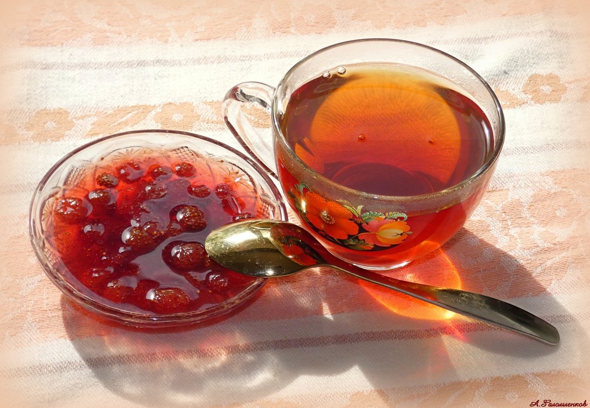 Очень вкусная картинка взята отсюда: http://fotokto.ru/photo/view/6236386.html: