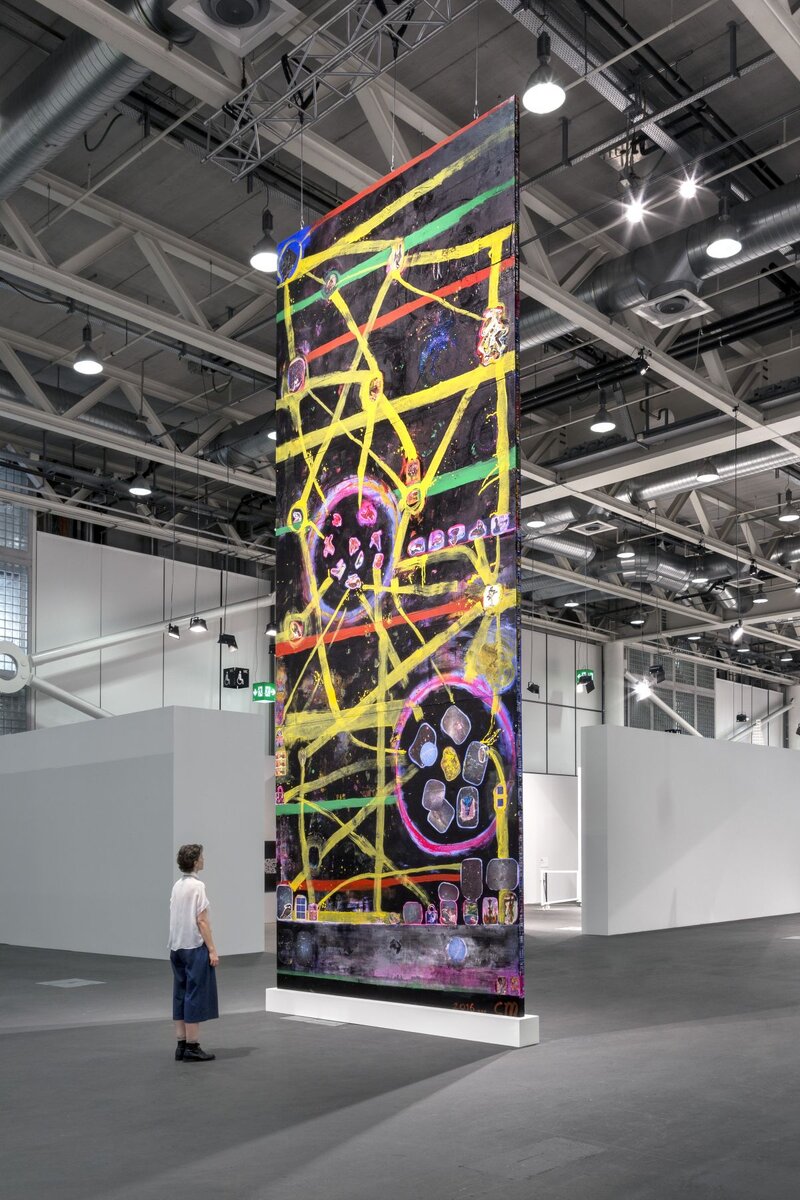 Без названия 2016г. 792.5 x 340.4 см. Холст, акрил, коллаж,