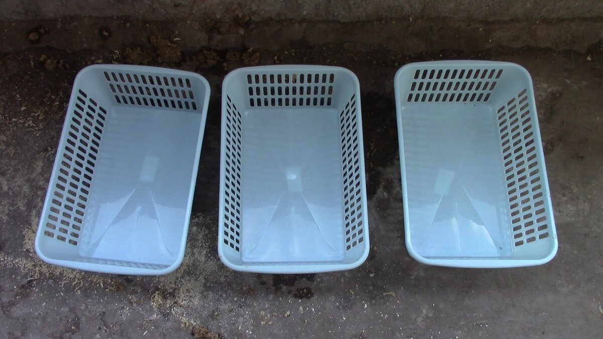 Пластиковые лотки