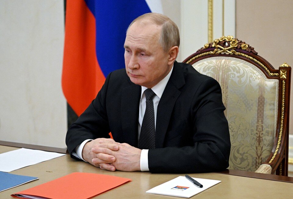     Владимир Путин  REUTERS