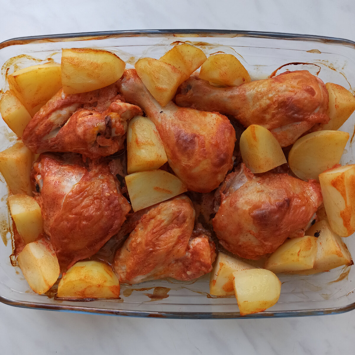 Я раньше не готовила с копчёной паприкой, решила попробовать и не пожалела!)