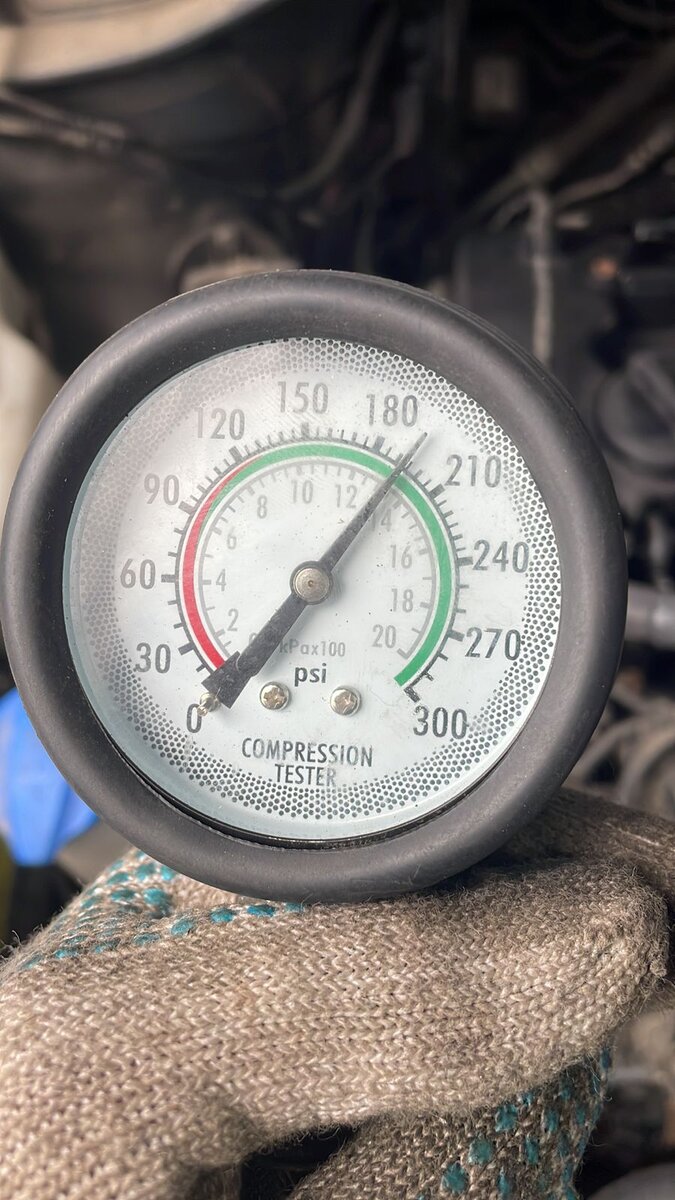 Пробило двигатель G4KE Hyundai Santa Fe на шоссе | Автосервис ...