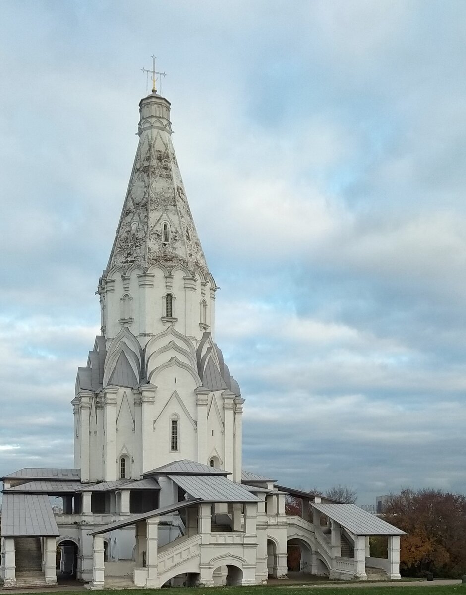 Церковь  Вознесения Господня в Коломенском. Фото автора