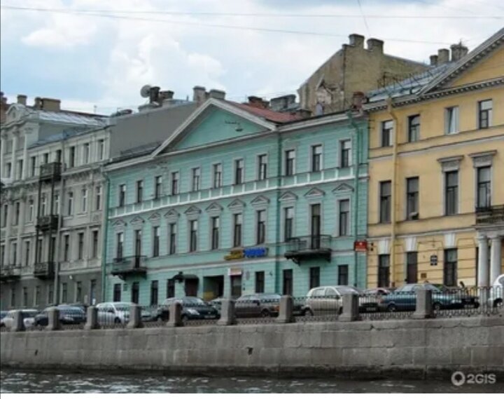 Дом на набережной, приданное Елизаветы Марковны Полторацкой, из интернета. 