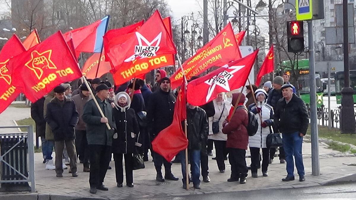 Демонстрация 7 ноября. 7 Ноября митинг. 7 Ноября митинг СССР. Демонстрация 7 ноября в СССР.