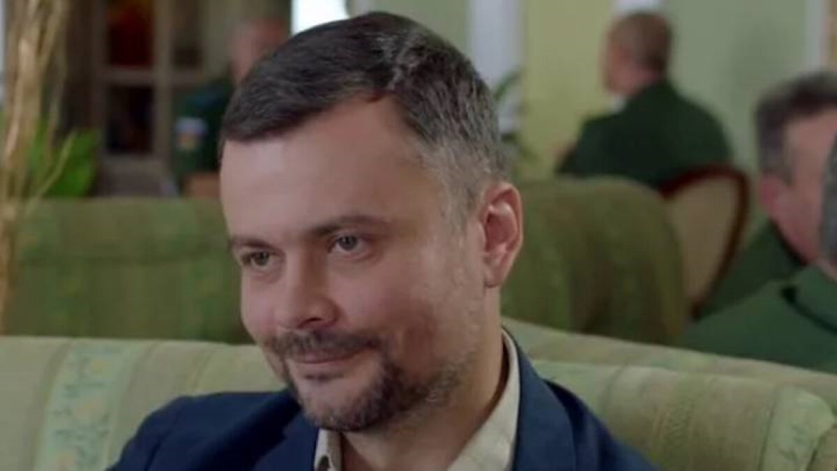     Станислав Николаев скрин из видео: сериал "Моя прекрасная няня"