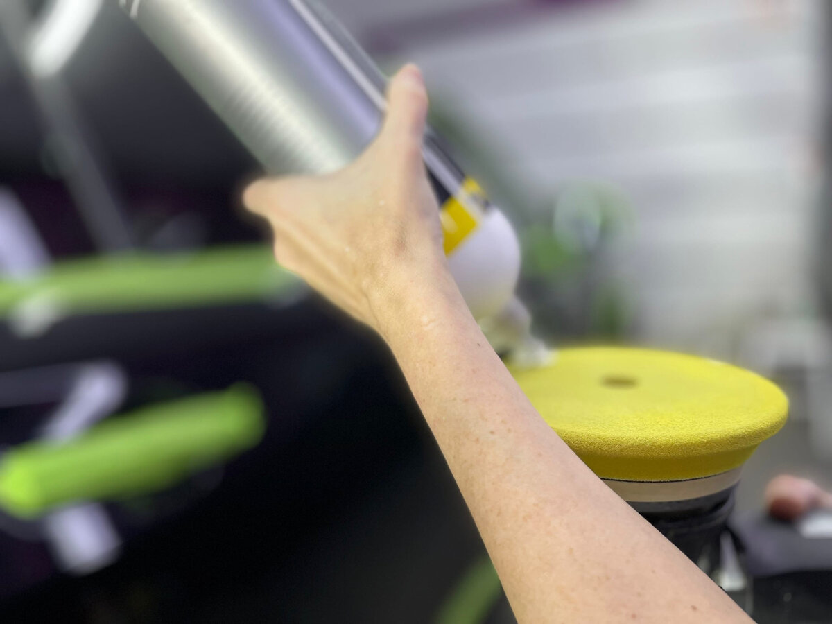 Полировка + керамика на Toyota RAV4