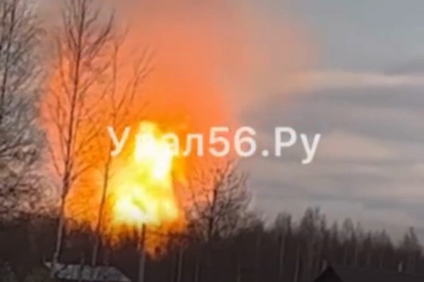    Житель Орска стал очевидцем сильного взрыва под Санкт-Петербургом 19 ноября (видео)