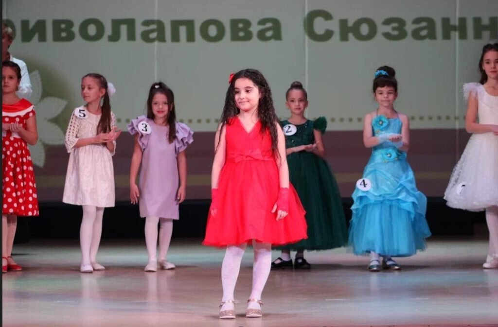 Сюзанна Криволапова📷     Волжский зажег свои звездочки
