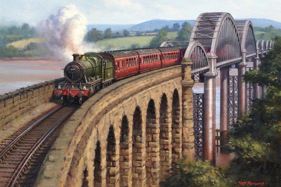 © Роб Роуленд (Rob Rowland). № 6341 пересекает Северн-Бридж с возвращением ежегодной экскурсии из Паркенда в Уэстон-Супер-Мэр. На мой взгляд, поезд смахивает на тот, который везет Гарри Поттера и его друзей в Хогвардс. – М.Л.