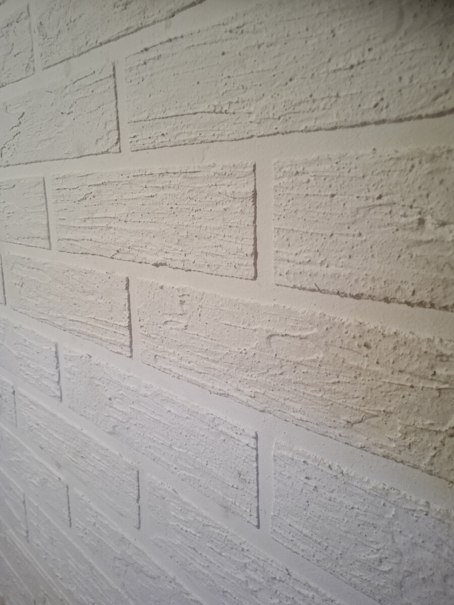 Фото 1.Имитация кирпича белая.