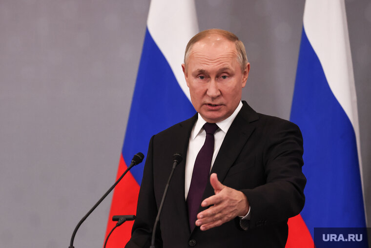    Президент РФ Владимир Путин увидел позитивный эффект от санкций Запада