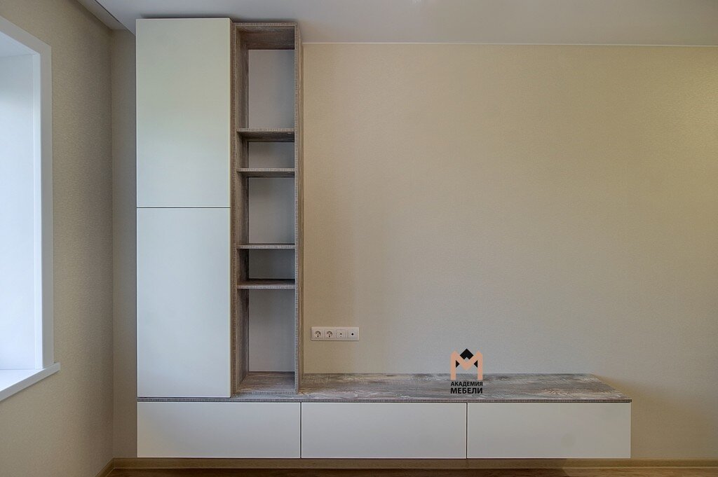 Для изготовления этой мебели использованы материалы: корпус – из ЛДСП Ламарти в декоре "Бетон Пайн экзотик", для фасадов использована МДФ в матовой эмали