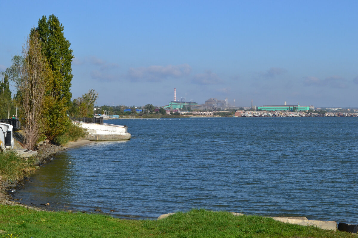 Таганрогский залив и г. Таганрог (здесь и далее все фотографии автора)
