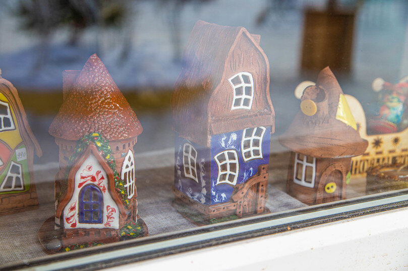     В дни Святок люди ходят в гости, правда не с пустыми руками / Ольга Григорьева