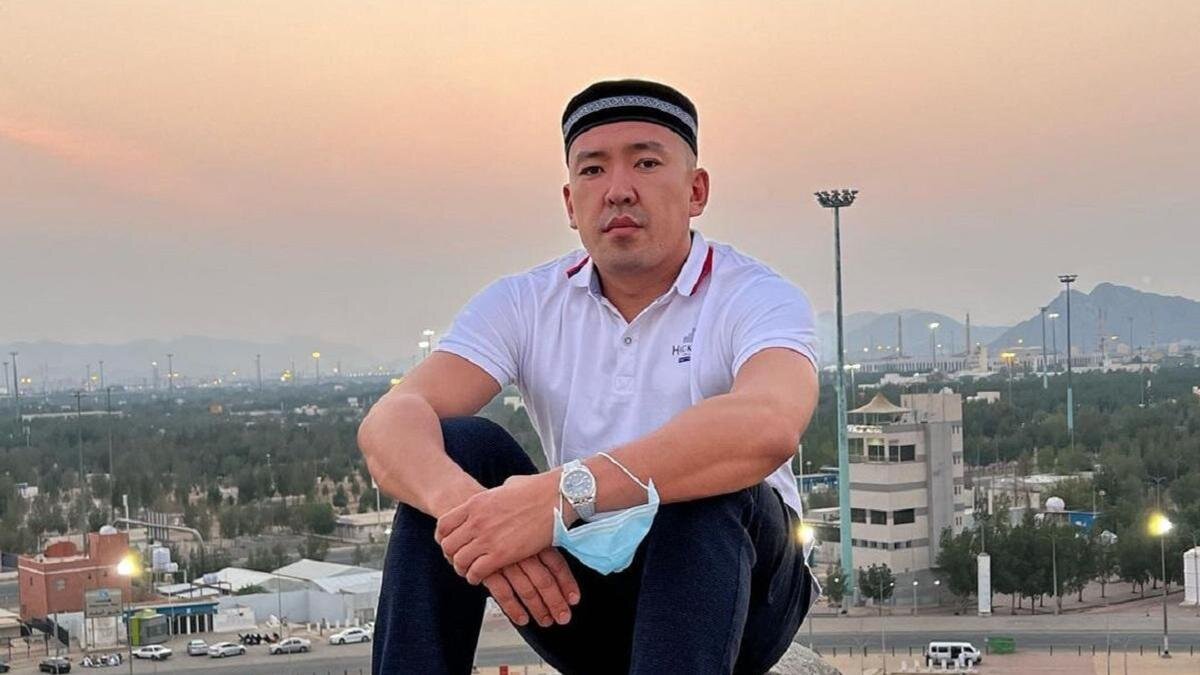    Мейржан Туребаев:instagram.com/meirzhach_tv
