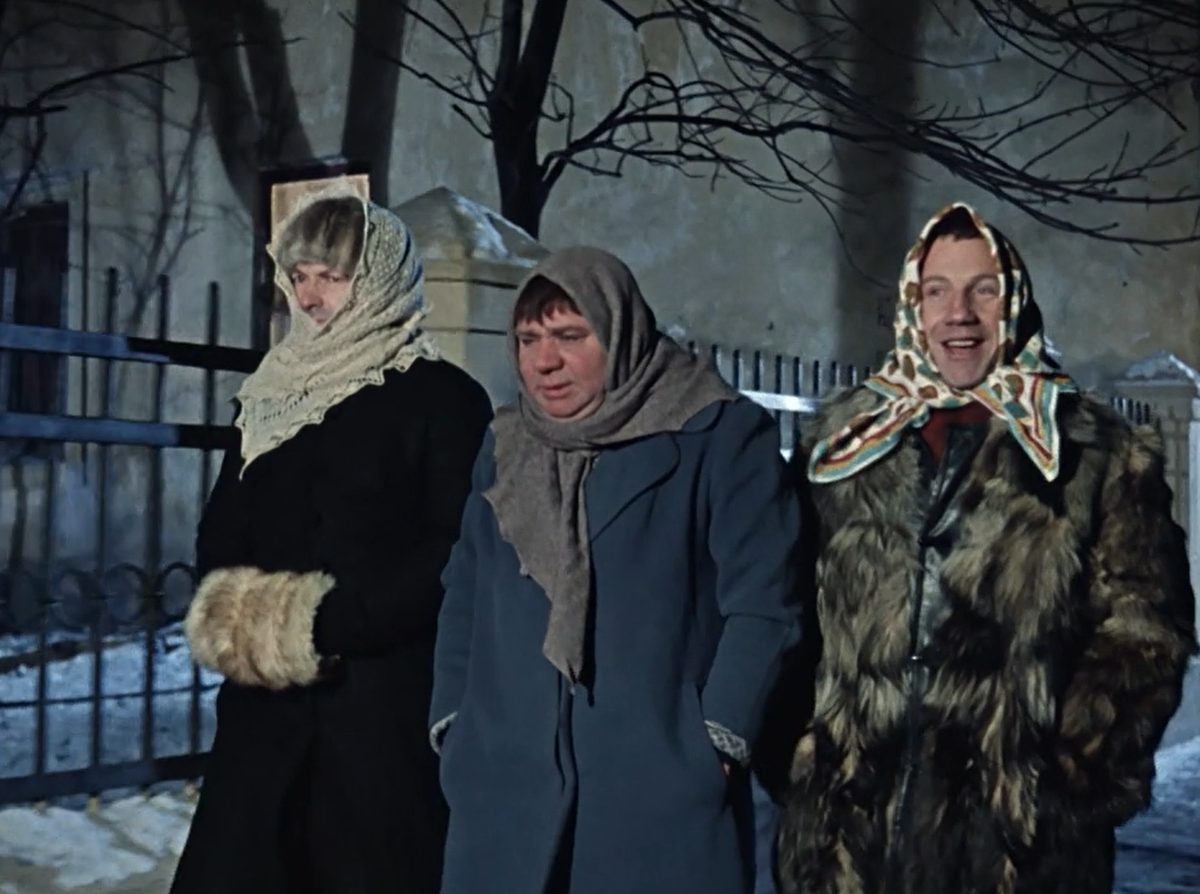 Кадр из кинофильма "Джентльмены удачи”, 1971 г., режиссер Александр Серый, сценаристы Георгий Данелия, Виктория Токарева, композитор Геннадий Гладков (скриншот)