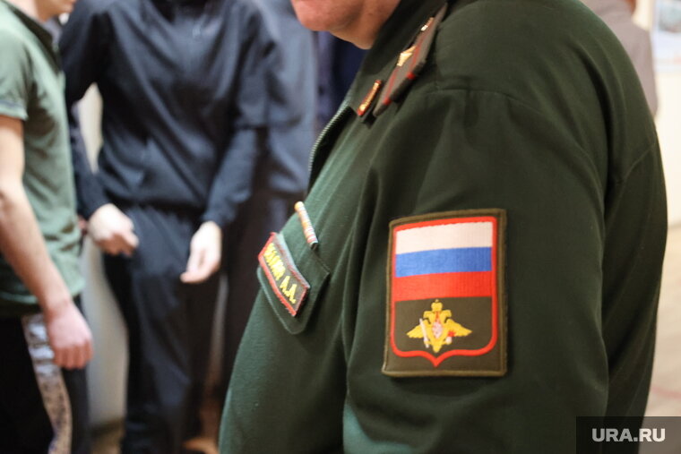   Повышение призывного возраста не означает увеличение числа призывников
