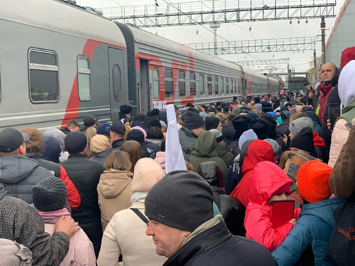 Правда мобилизации 2 волна. Мобилизация Томск. 300 Тысяч человек фото. Мобилизация в России фото. Томск мобилизация 29 сентября.