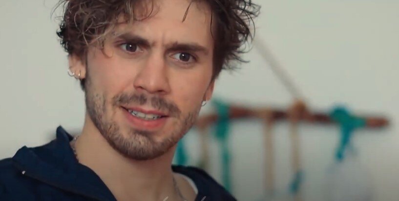 Сельчук, кадр из сериала Неверный