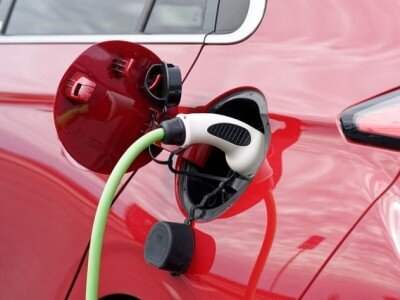    Эксперты подсчитали долю электромобилей среди всех продаваемых машин