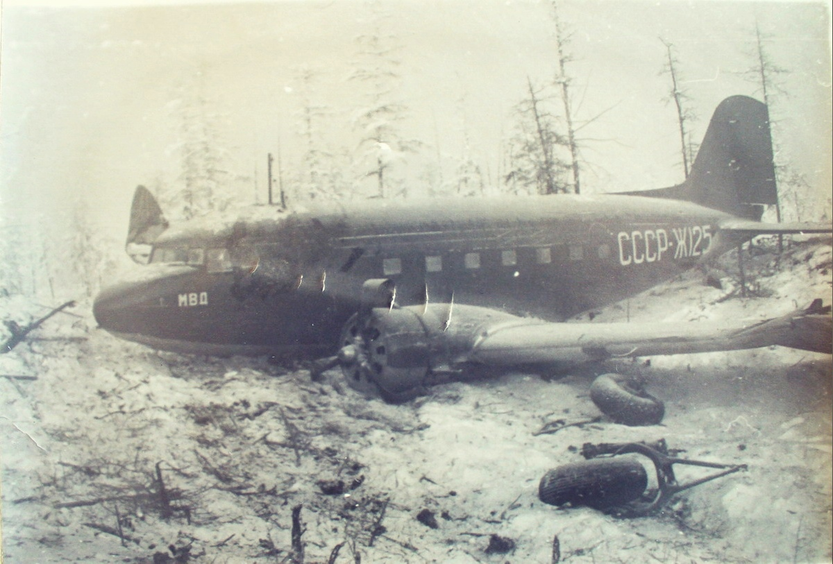 Случай с самолётом Ли-2Т в 1953 году. Обороты двигателей увеличились в  полёте | Авиатехник | Дзен