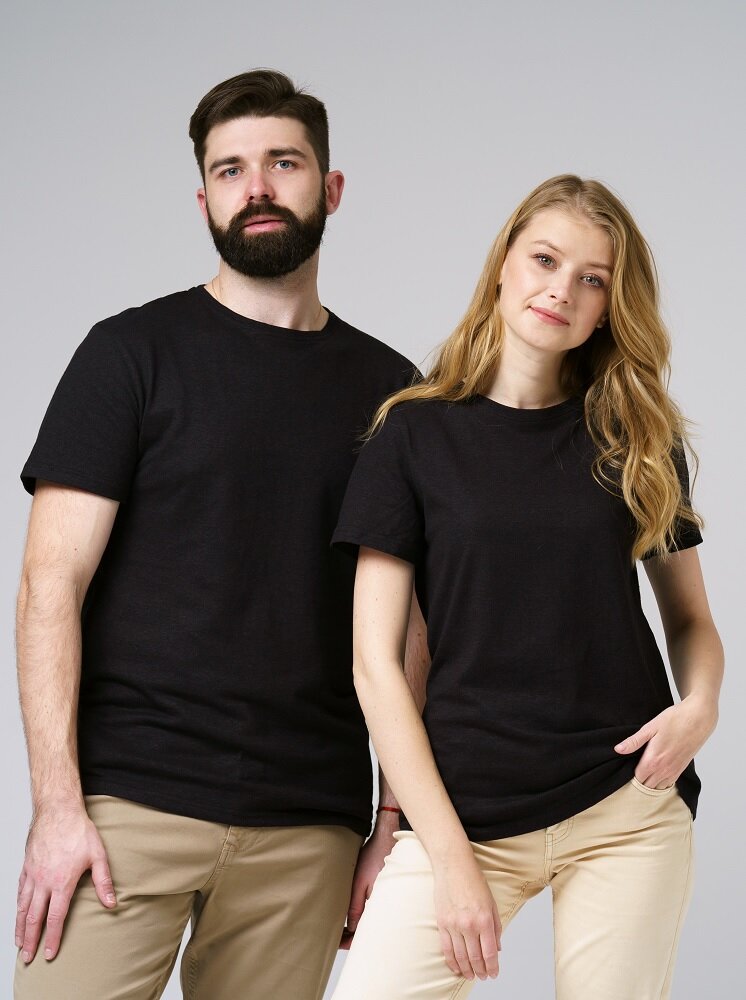 Черные футболки от бренда Uzor Wear