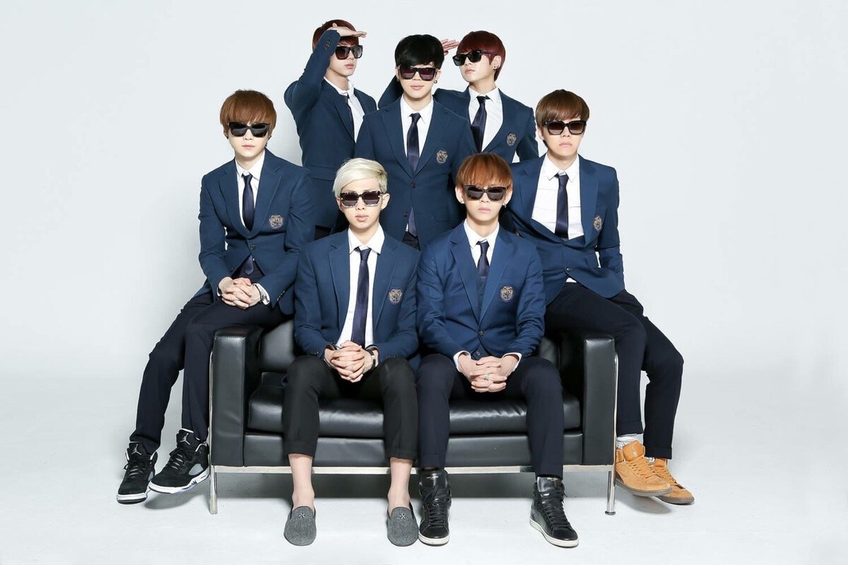 BTS образца 2014 года- год со дня дебюта группы-первая FESTA