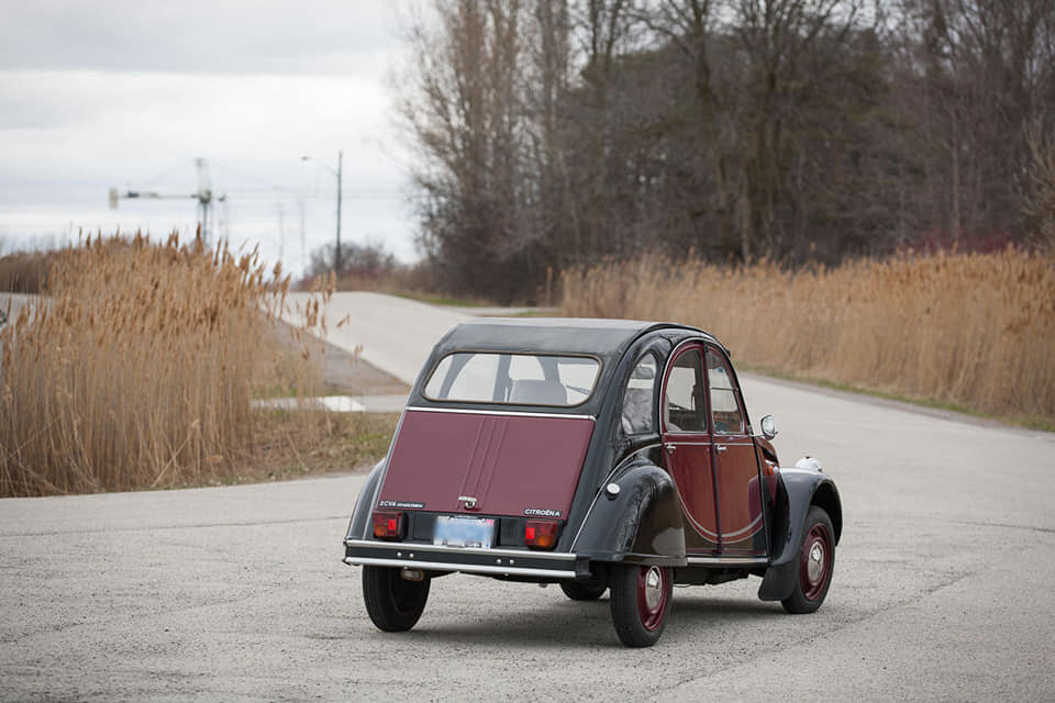 Citroen 2CV, фото из Сети