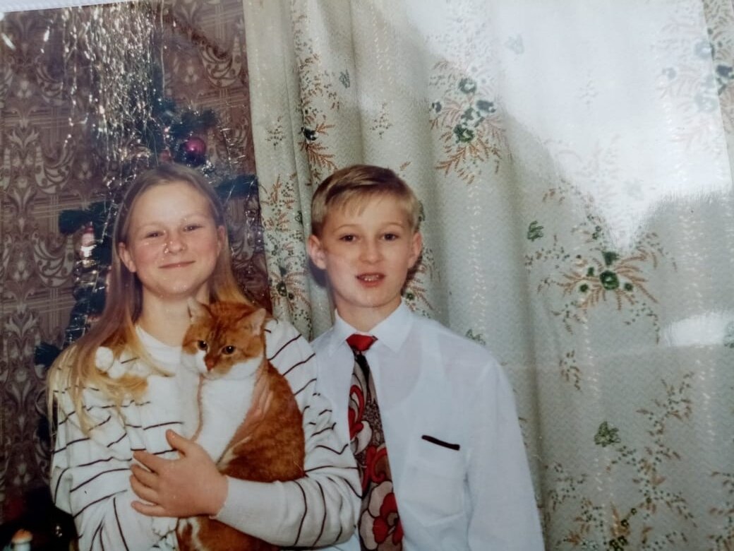 яя в детстве