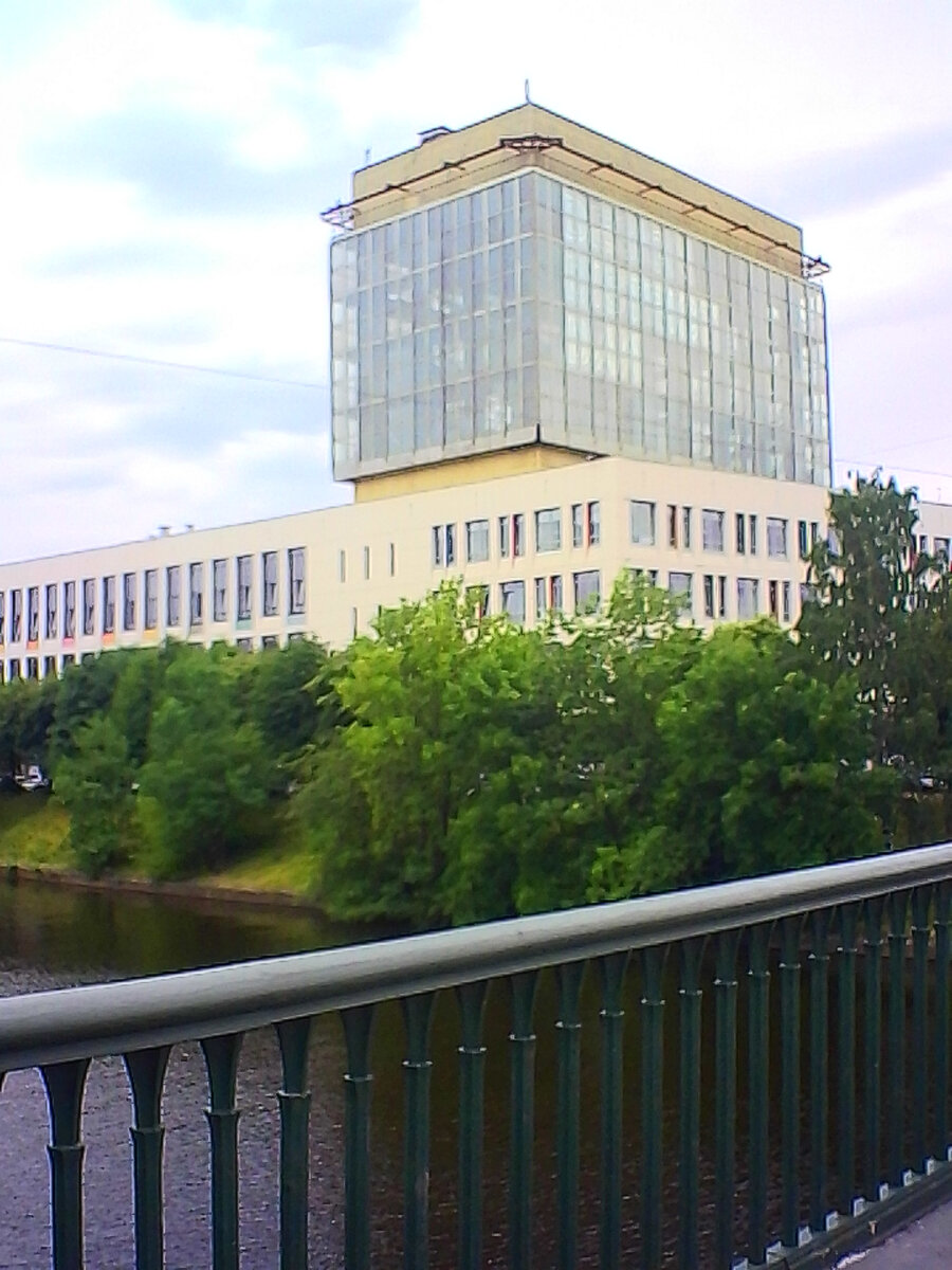 Косплей в Питере 2022 года (фото автора).