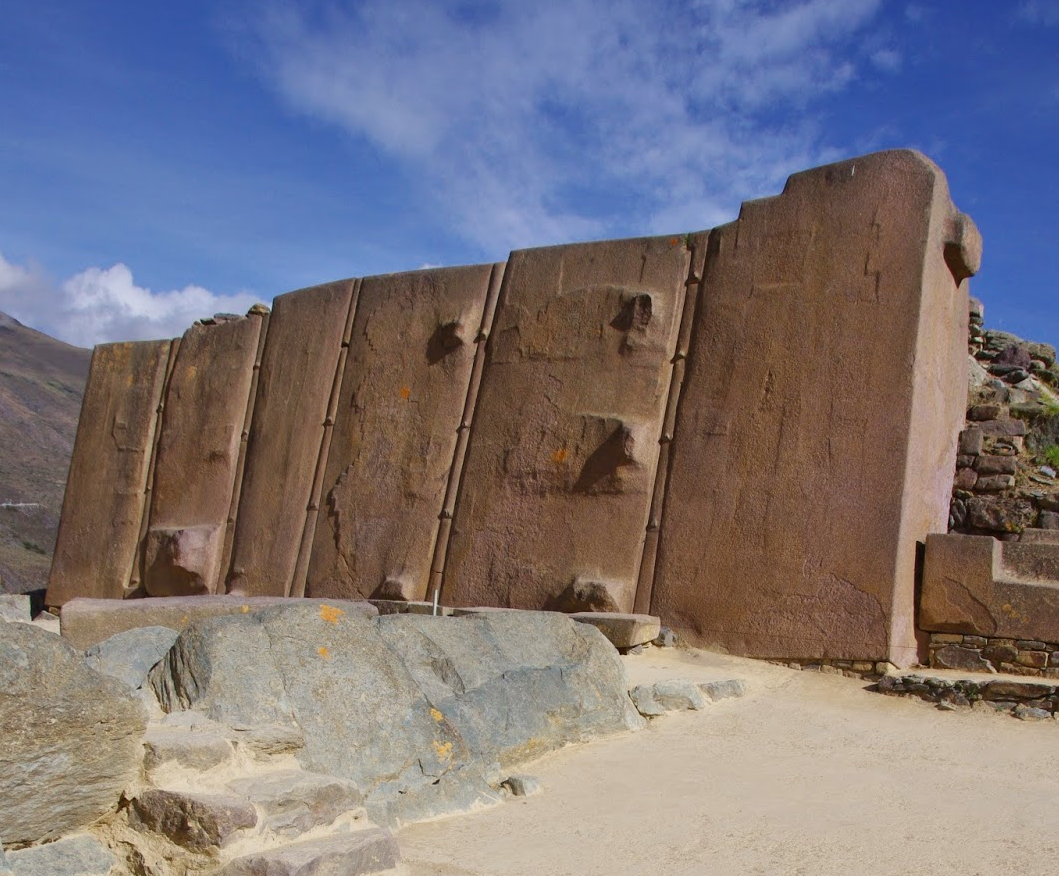 Фото: http://unchartedruins.blogspot.com/2014/09/the-vitrified-ruins-of-ancient-peru.html?m=1