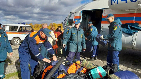 На Камчатку в село Соболево направлен вертолёт Ми-8 МЧС из-за сильного паводка. Фото © ГУ МЧС РФ по Камчатскому краю
