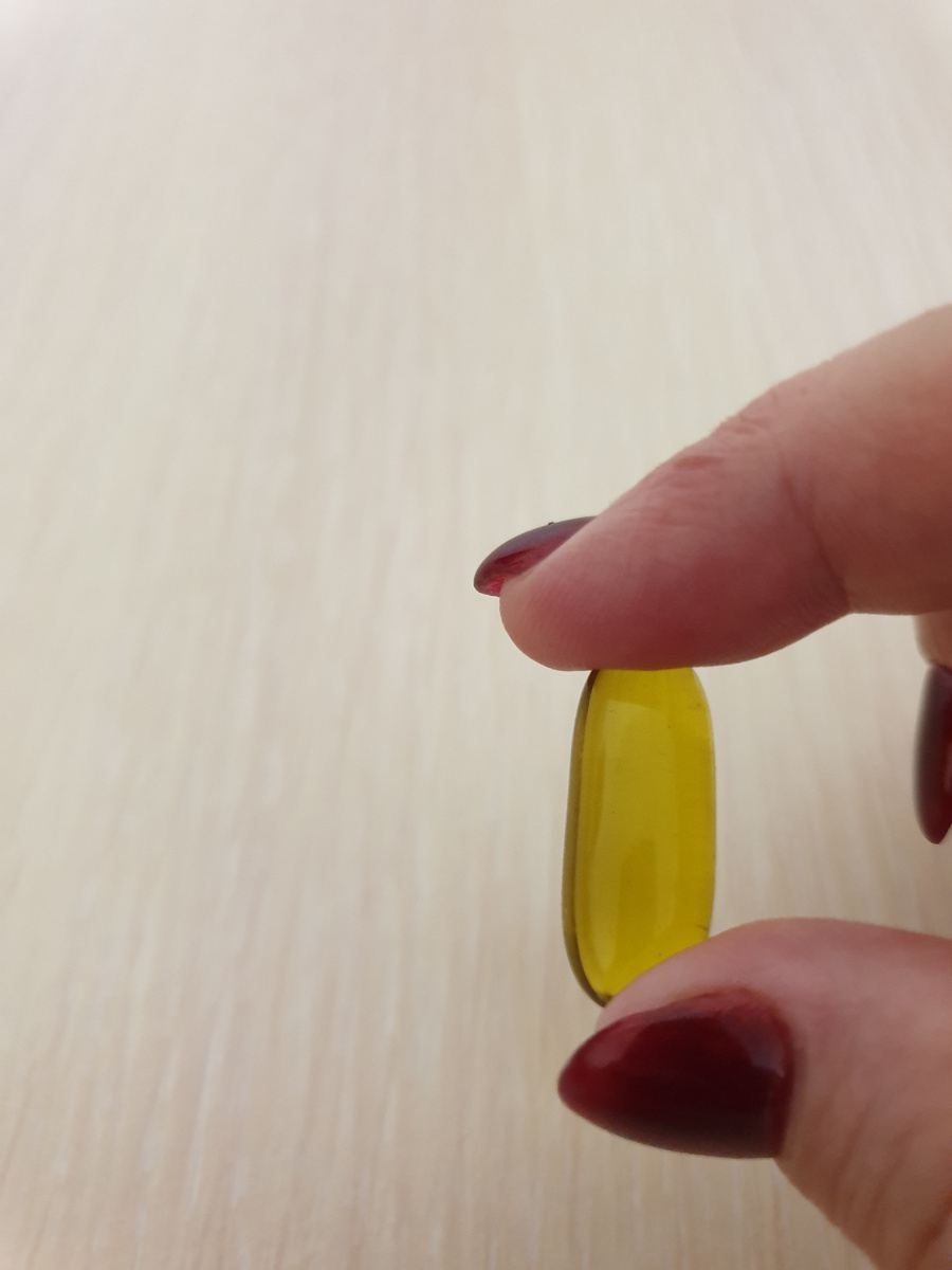 Капсула с маслом шишки кедра.