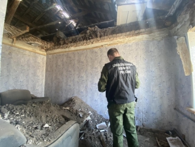    Последствия обрушения потолка в квартире Perm.sledcom.ru