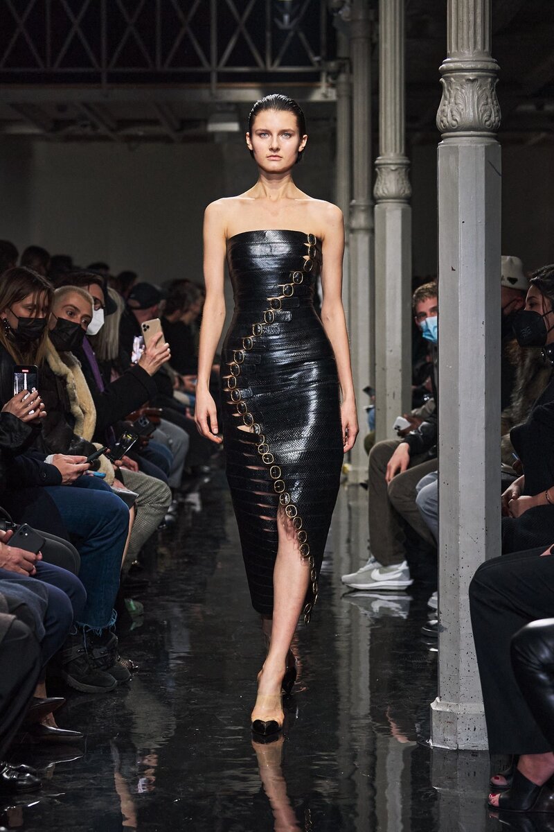    Alaïa осень-зима 2022/23LEGION-MEDIA