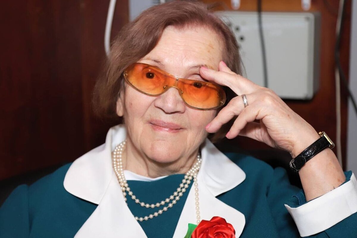     «Дайте мне умереть»: звезда фильма «Москва слезам не верит» попыталась покончить жизнь самоубийством