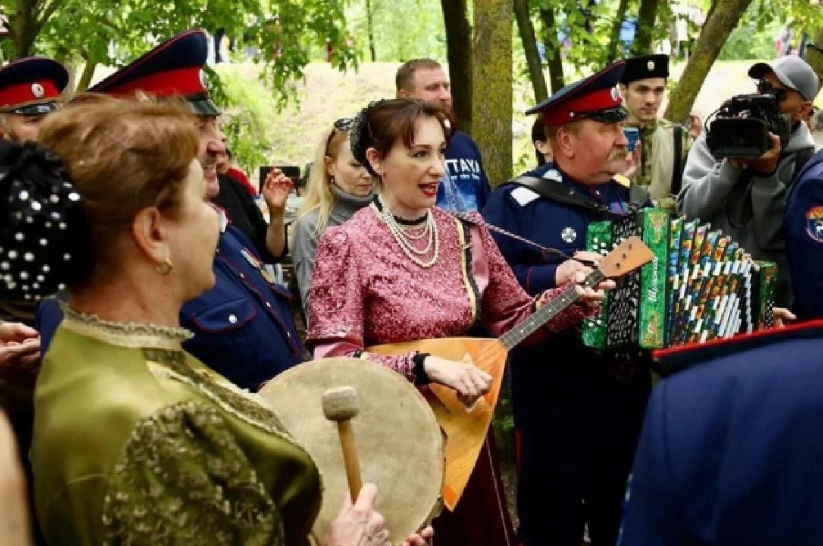    Выступление «Сторонушки» по нраву и взрослым, и детям.