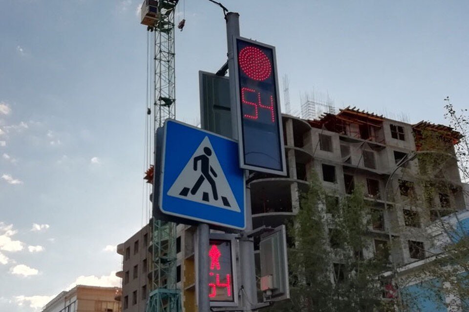     Светофор отключили из-за плановых работ Анна СЕМИНА