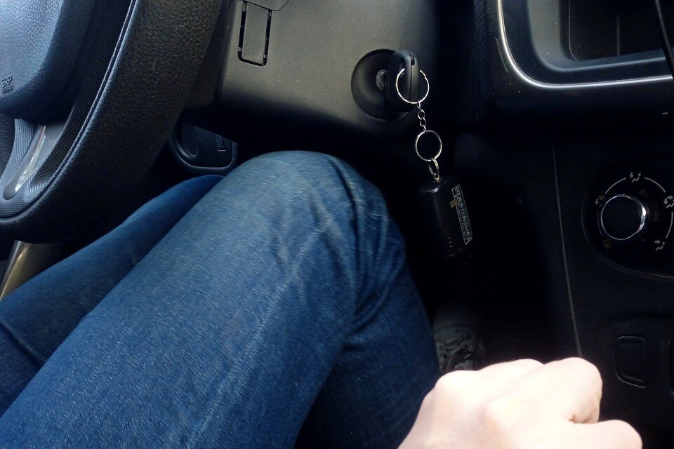     В Липецкой области рецидивист угнал ВАЗ Юлия КЛЮЕВА