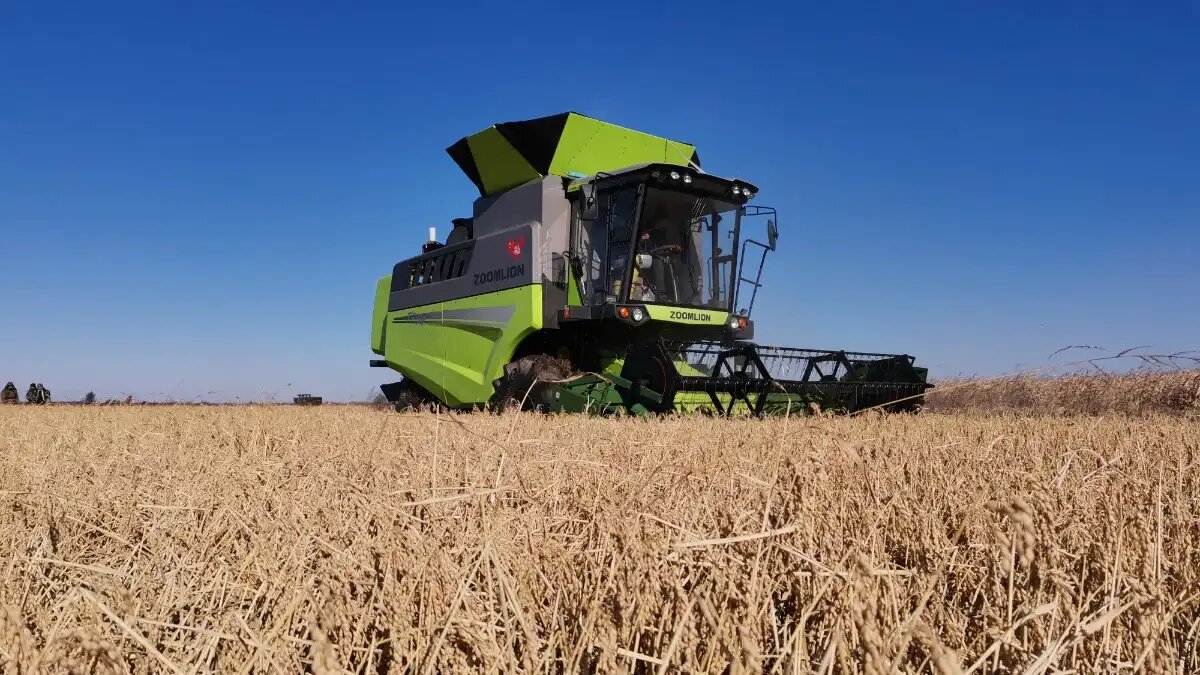 Фото: Пресс-служба Zoomlion Новый китайский зерноуборочный комбайн Zoomlion TF120