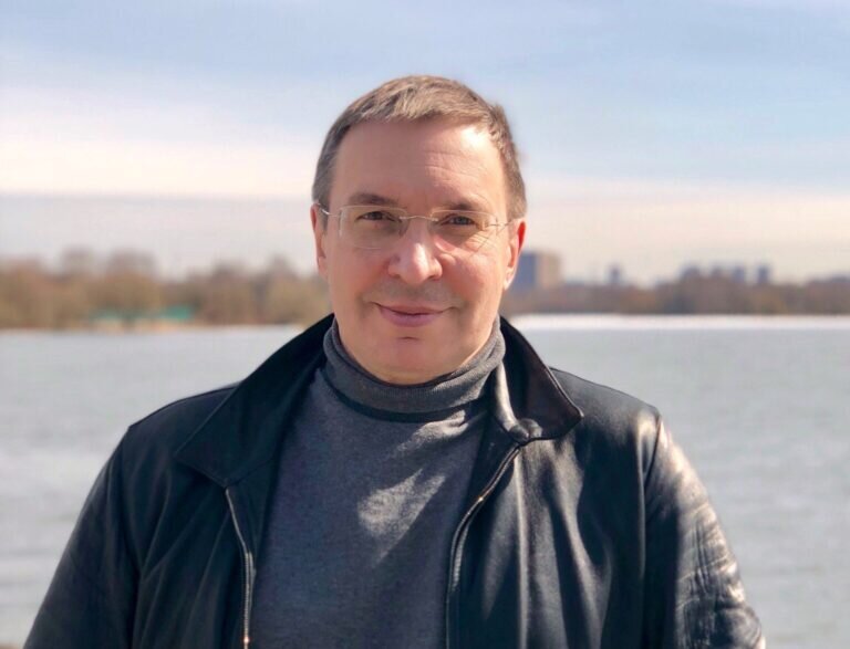    Областной суд оставил в силе приговор экс-судмедэксперту Оренбуржья Андрею Громову Белов Михаил Александрович